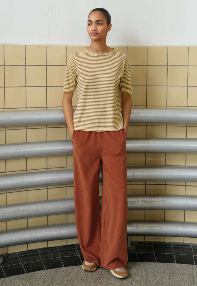 Slouchy trousers, Clay, completeTheLook
