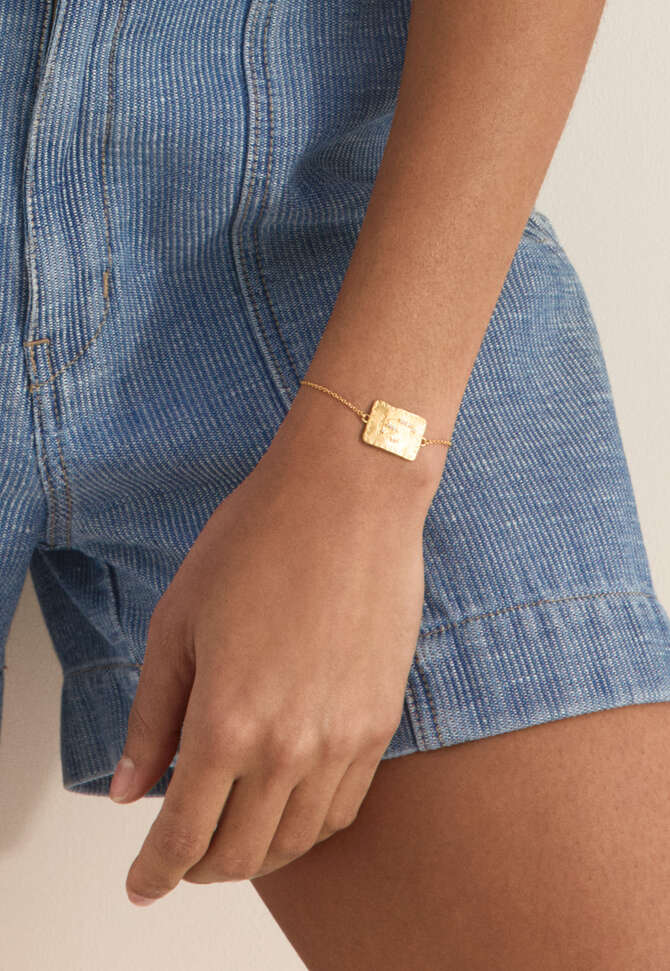 Square bracelet, Gold, completeTheLook
