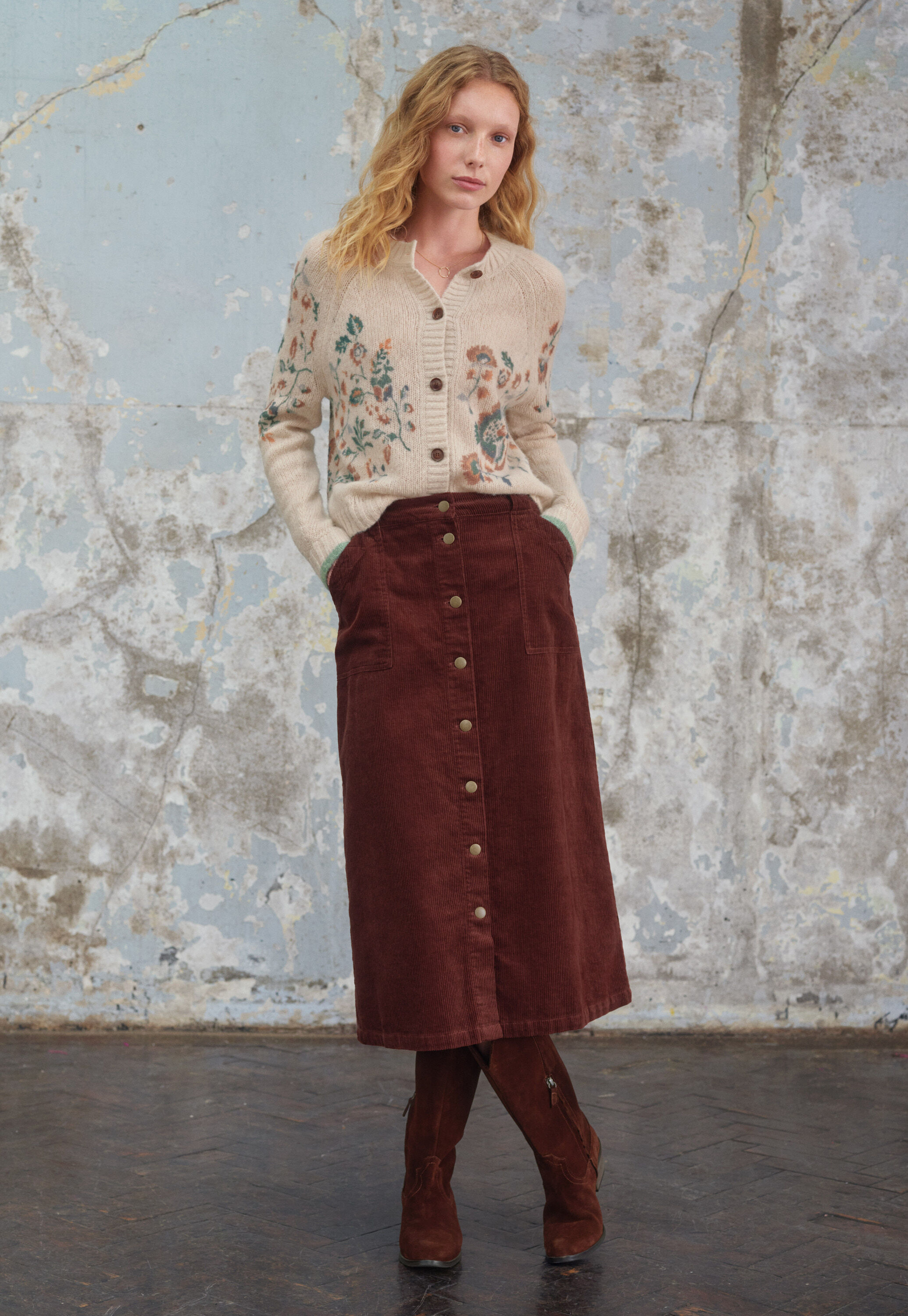 Button-front skirt