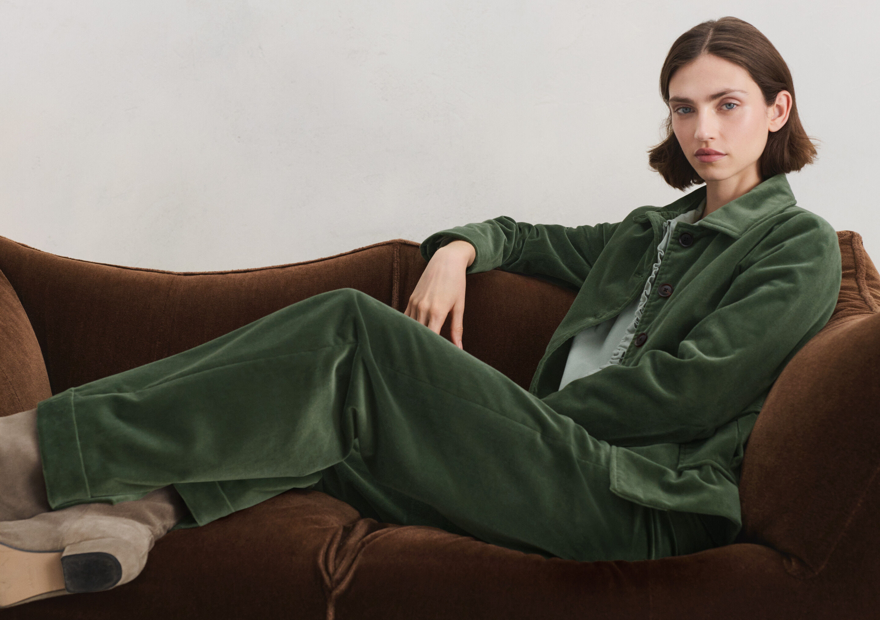 Velvet wide-leg trousers