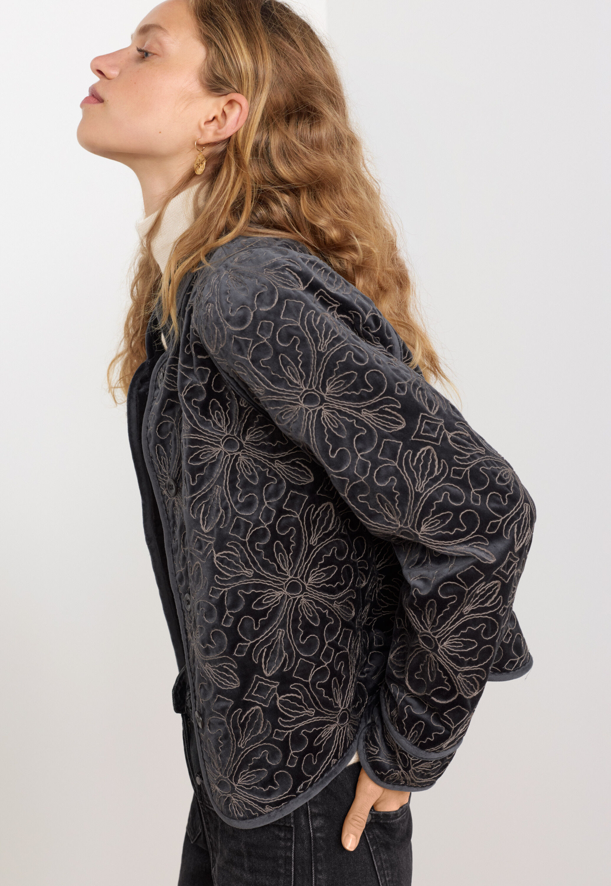 Tie-front cord top
