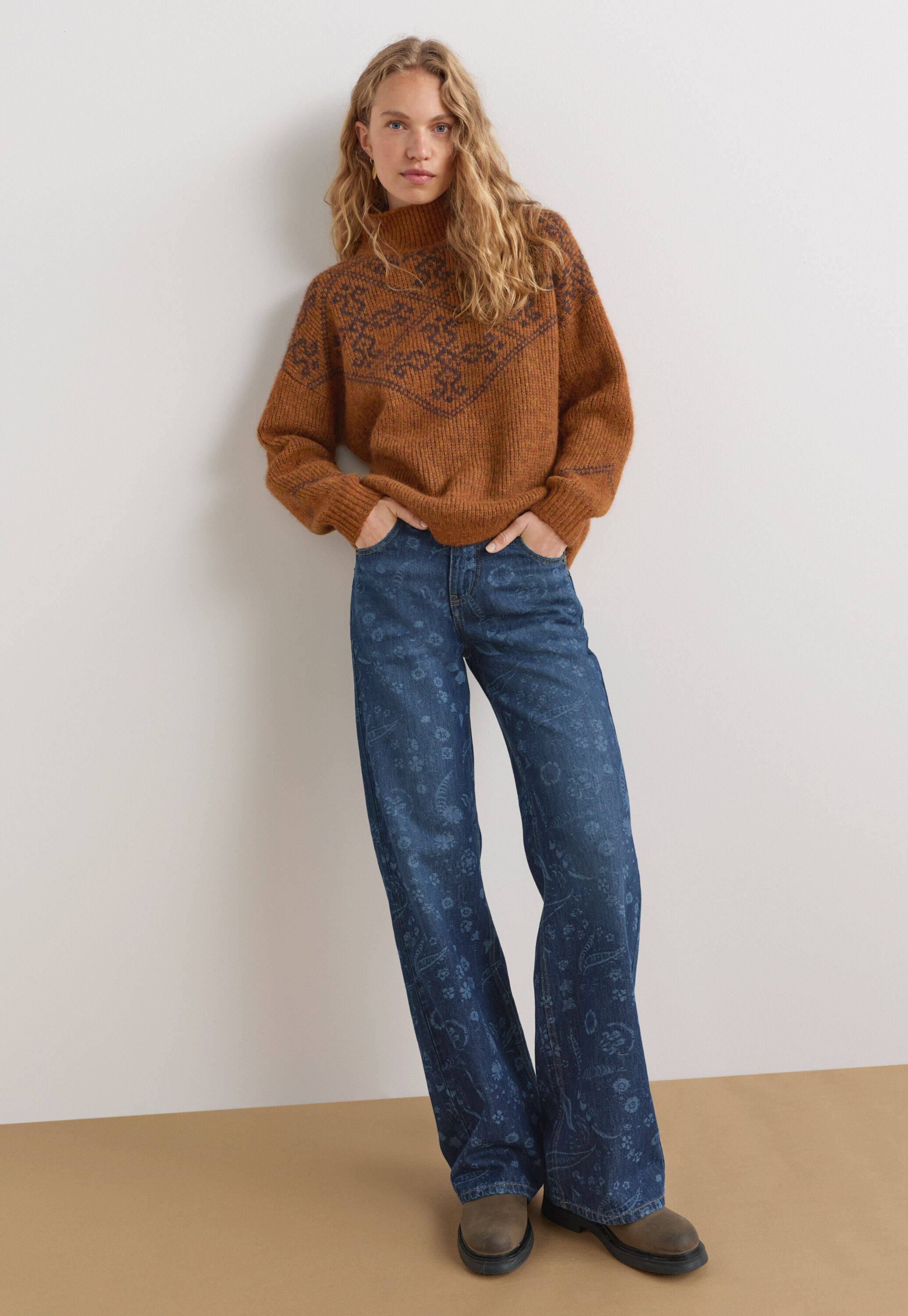 Tie-front cord top