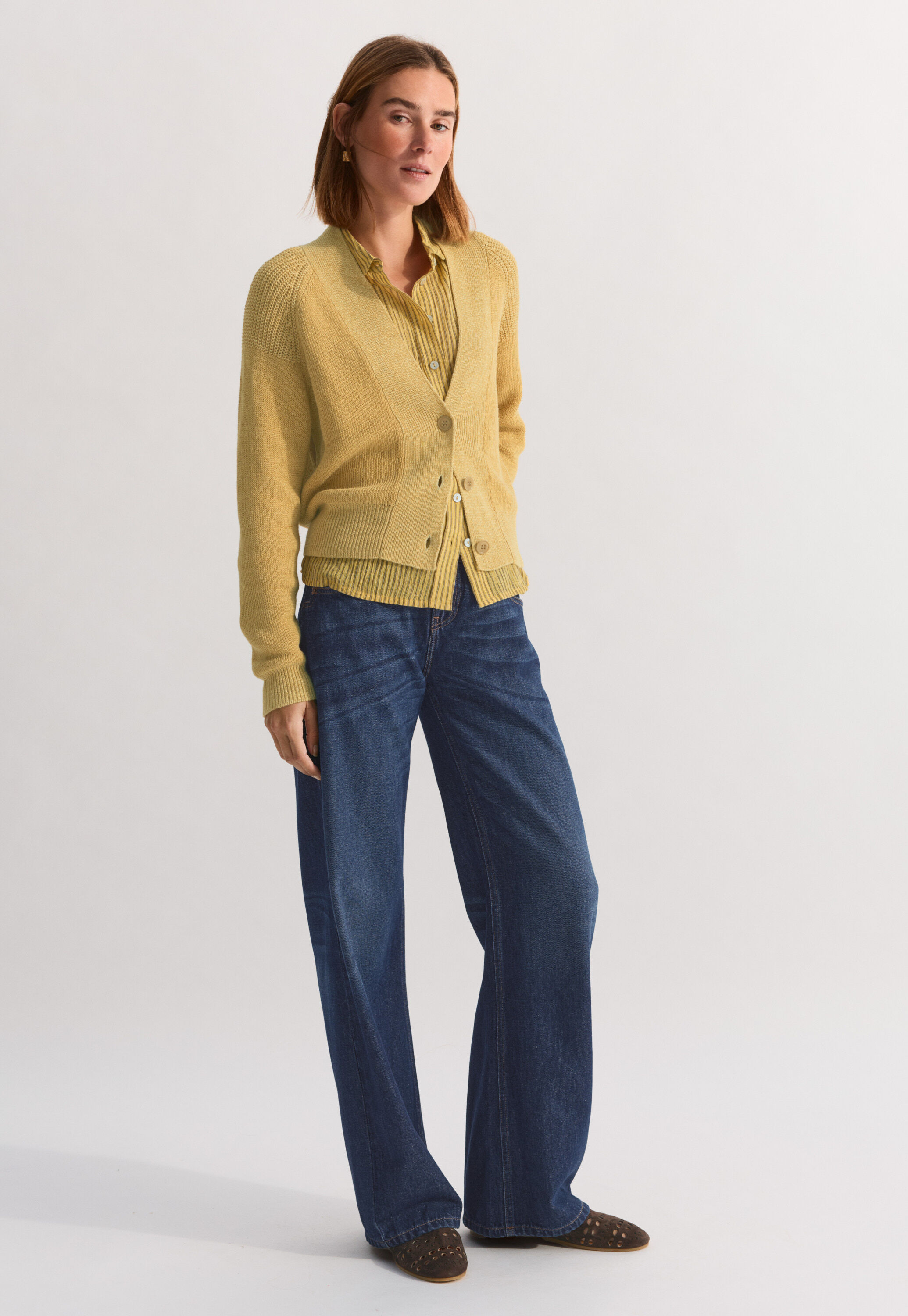 V-neck raglan cardigan