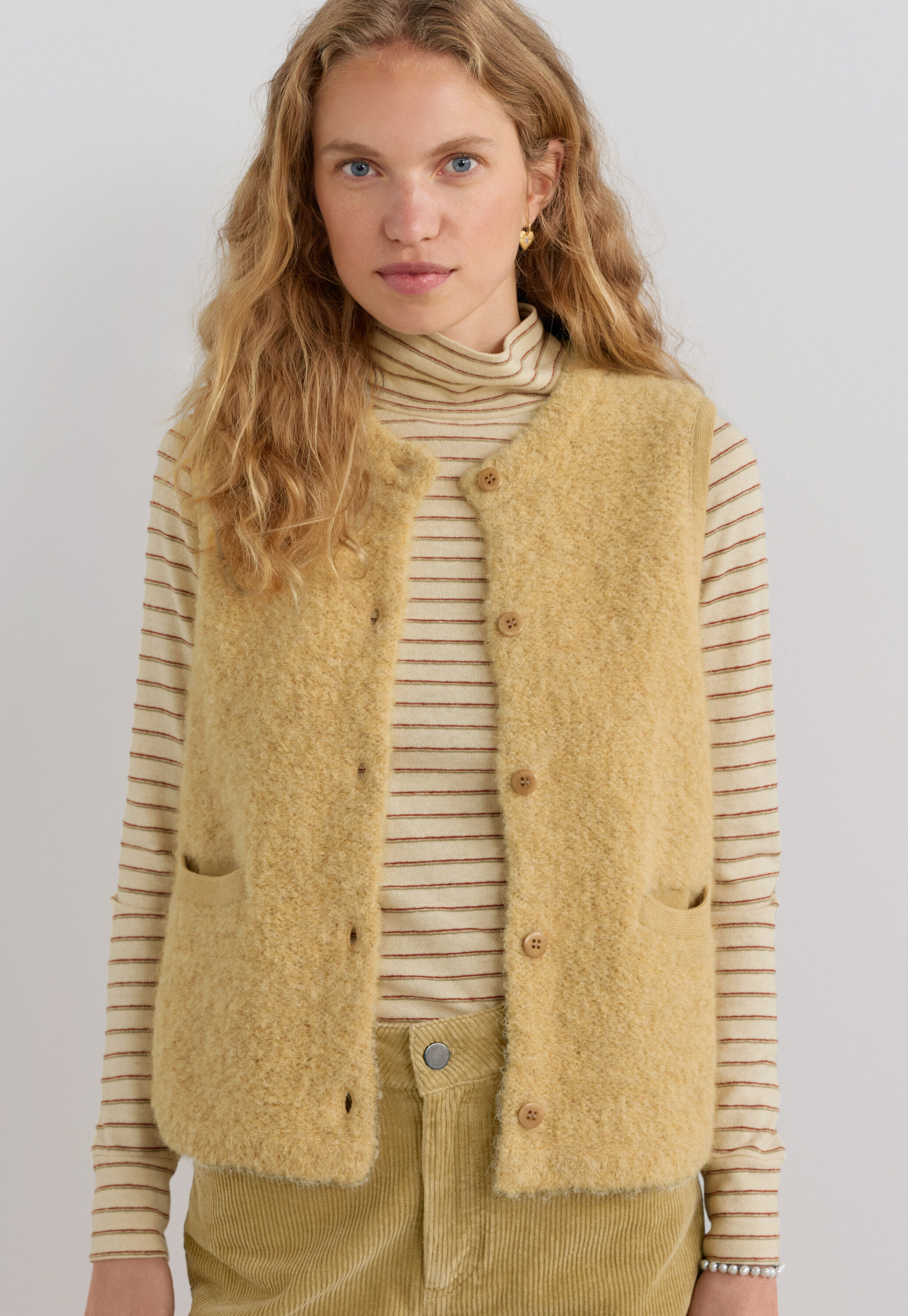 Knitted gilet