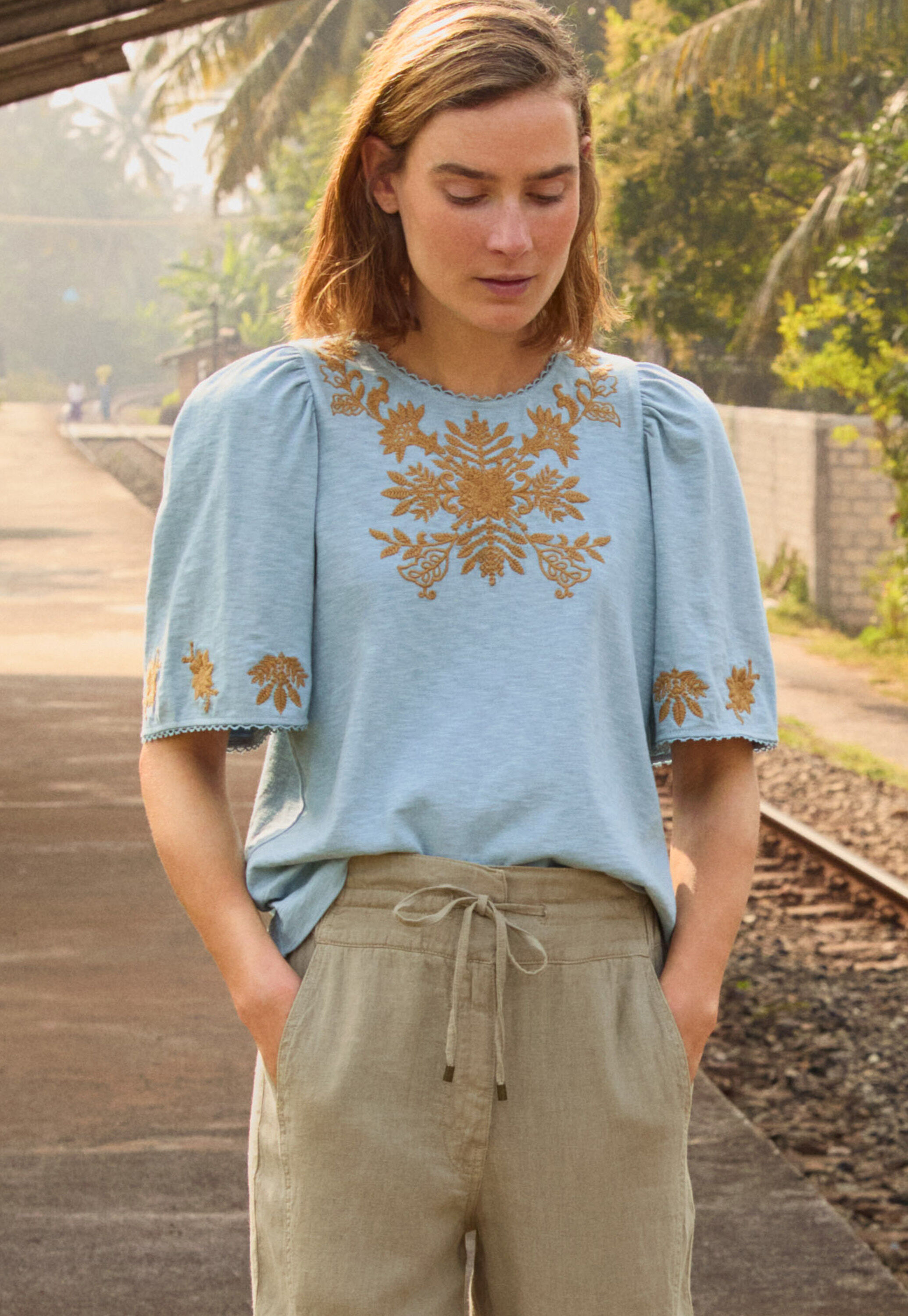 Frill-sleeve jersey top