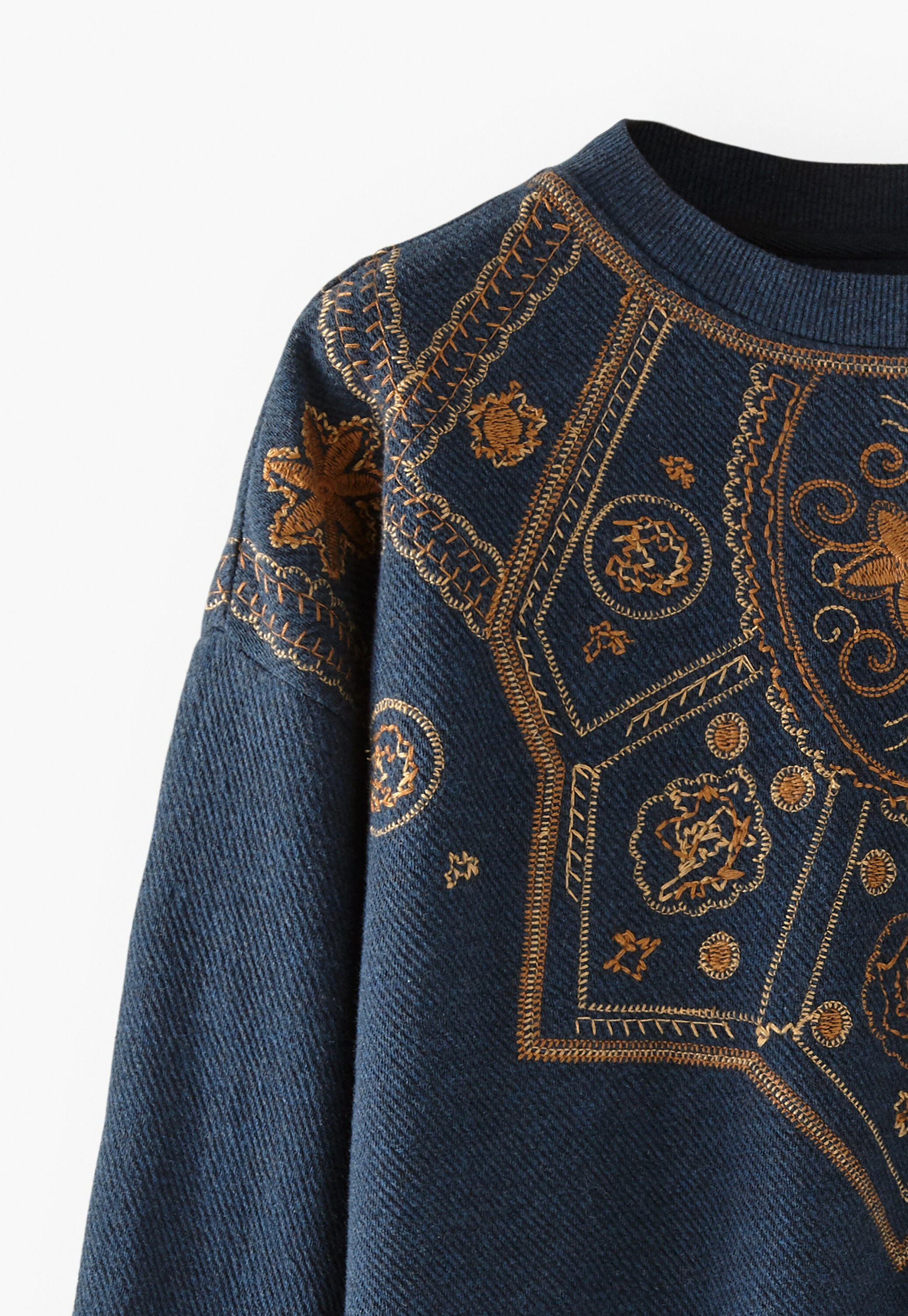 Embroidered sweatshirt